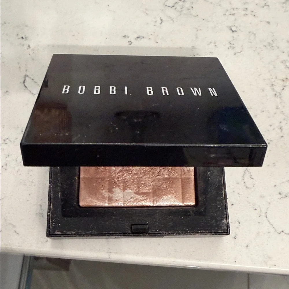 Bobbi Brown Highlighter Compact — Champagne Bronze Glow